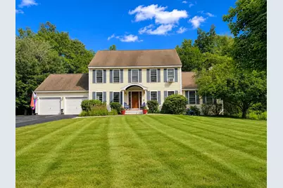 32 Wildewood Lane, Dover, NH 03820 - Photo 2