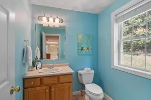 13 Lantern Dr, Sandown, NH 03873 - Photo 14