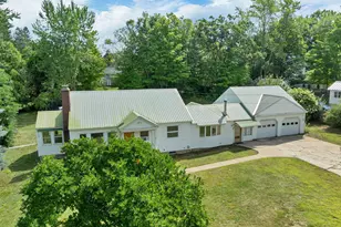 27 Village Ln, Conway, NH 03818 - Photo 10