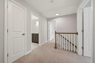 225 Garvins Falls Rd, Concord, NH 03301 - Photo 10