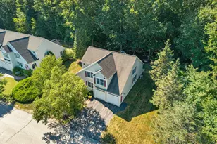 10 Cortland Ave, Stratham, NH 03885 - Photo 2