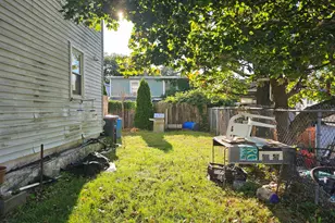 8A &amp 8B Jackson St, Nashua, NH 03060 - Photo 14