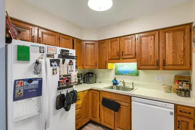 616 Springbrook Circle, Portsmouth, NH 03801 - Photo 14