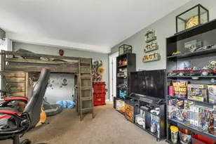 616 Springbrook Cir, Portsmouth, NH 03801 - Photo 10
