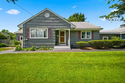 8 Otis Avenue, Salem, NH 03079 - Photo 2