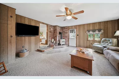 8 Otis Avenue, Salem, NH 03079 - Photo 12