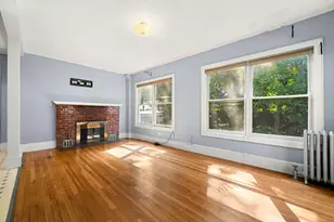 392 Donald St, Bedford, NH 03110 - Photo 4