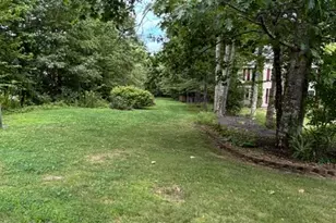 28 Chelsea Ct, Henniker, NH 03242 - Photo 6
