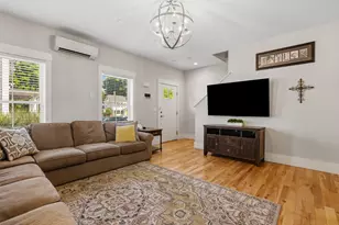 88 Silver St, Dover, NH 03820 - Photo 6