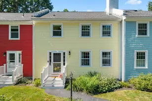 41 Boulder Brook Dr, Exeter, NH 03833 - Photo 2