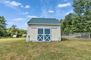 230 Hoit Rd, Concord, NH 03301 - Photo 38