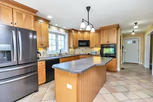 230 Hoit Rd, Concord, NH 03301 - Photo 6