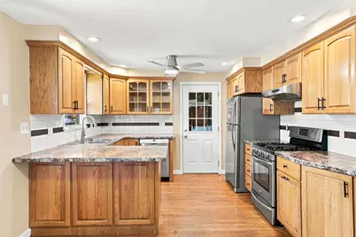 283 S Hall Street, Manchester, NH 03103 - Photo 10