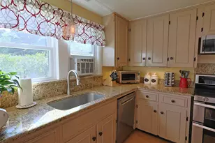 25 Ridge View Rd, Hartford, VT 05001 - Photo 20