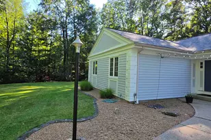 20 Buttonwood Rd, Bedford, NH 03110 - Photo 18