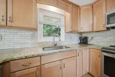 593B South Main Street, Nashua, NH 03060 - Photo 14