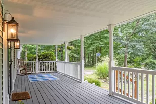 12 King Henry Dr, Londonderry, NH 03053 - Photo 4