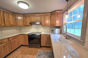 12 King Henry Dr, Londonderry, NH 03053 - Photo 18