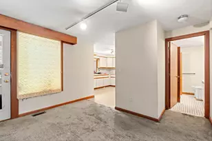 5 Tsienneto Rd, Derry, NH 03038 - Photo 8