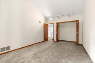 5 Tsienneto Rd, Derry, NH 03038 - Photo 14