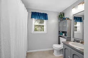 56 Burgundy Dr, Nashua, NH 03062 - Photo 22