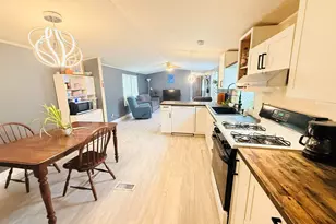 16 Fox Cross Ln, Northwood, NH 03261 - Photo 4
