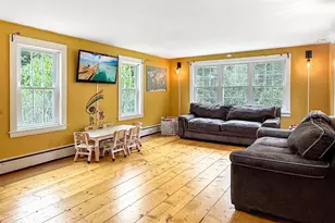 7 Amesbury Rd, Newton, NH 03858 - Photo 12