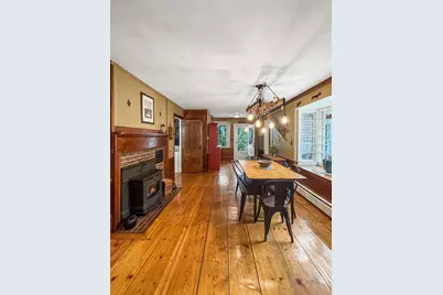 7  Amesbury Road, Newton, NH 03858 - Photo 6