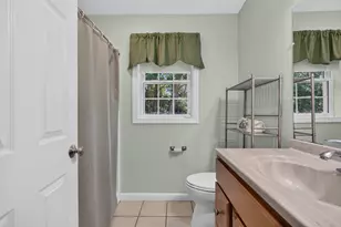 14 Holton Cir, Londonderry, NH 03053 - Photo 18