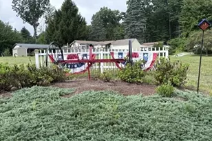 52 Rachel Circle, Goffstown, NH 03045 - Photo 2
