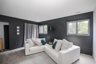 10 Deacon Dr, Nashua, NH 03063 - Photo 14