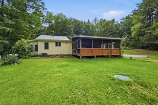 10 Burt Hill Rd, Winchester, NH 03470 - Photo 4