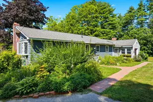 89 Prescott Rd, Brentwood, NH 03833 - Photo 2