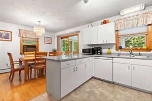 11 Poore Rd, Hooksett, NH 03106 - Photo 10