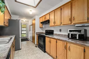 11 Caribbean Ln, Rochester, NH 03867 - Photo 6