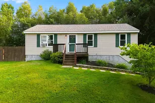 3 Rustic Ln, East Kingston, NH 03827 - Photo 2