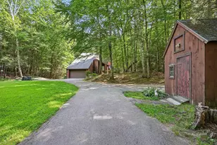 41 Starwood Dr, Hampstead, NH 03841 - Photo 2