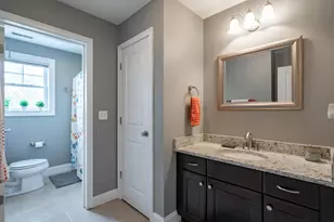 77 Deerwood Dr, Nashua, NH 03063 - Photo 20