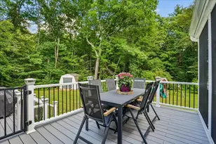 20 Mulberry Ln, Bedford, NH 03110 - Photo 6