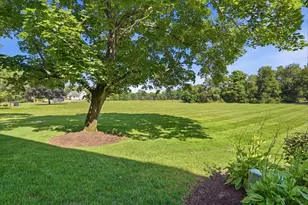 6 Veterans Rd, Amherst, NH 03031 - Photo 6