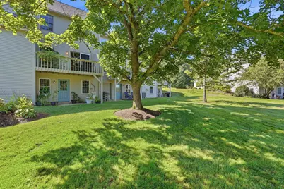 6 Veterans Road #14, Amherst, NH 03031 - Photo 4
