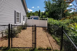 195 Ridgetop Ln, Henniker, NH 03242 - Photo 28
