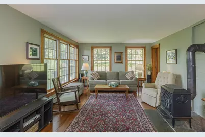 509 Elm Street, Claremont, NH 03743 - Photo 22