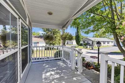 24 Stagecoach Way, Manchester, NH 03104 - Photo 4
