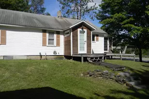 422 New Hampshire Route 110, Northumberland, NH 03582 - Photo 12
