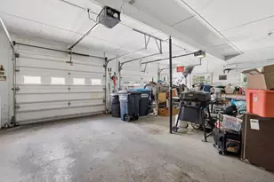 509 S Main St, Hartford, VT 05001 - Photo 32