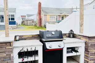 24 Wall St, Hampton, NH 03842 - Photo 28