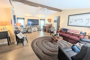 66 Rachael Cir, Goffstown, NH 03045 - Photo 4