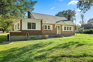 117 Pond St, Newton, NH 03858 - Photo 4