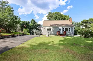 5 York Rd, Hudson, NH 03051 - Photo 2
